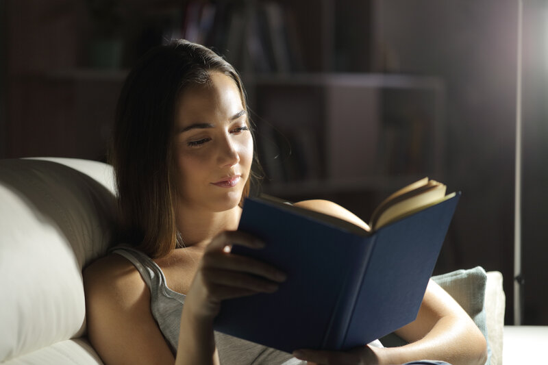 can reading in the dark affect your vision